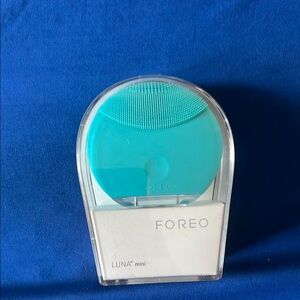 FOREO Luna Mini Facial Cleansing Brush - Aqua
